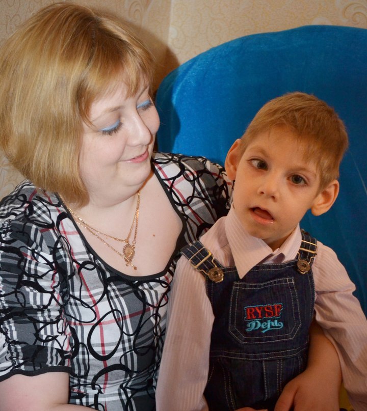 Лечение Виталика Клюева - ребенок-инвалид, мать-одиночка