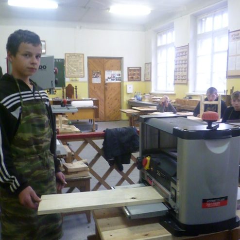 Фонд приобрел оборудование для кабинетов труда в школу-интернат детям-сиротам